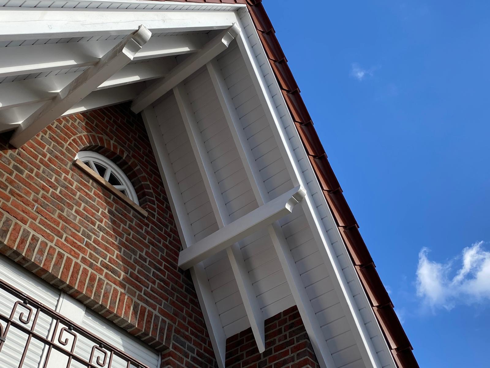 Reinigung von Dach&uuml;berst&auml;nden in Hoogstede: Sauberkeit bis ins kleinste Detail.